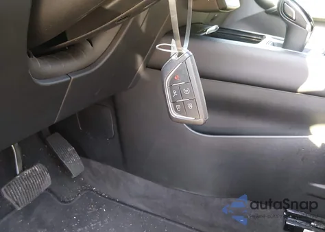 2024 Cadillac Xt4 Fwd Premium Luxury z USA, uszkodzony, nr VIN 1GYFZCR42RF224737